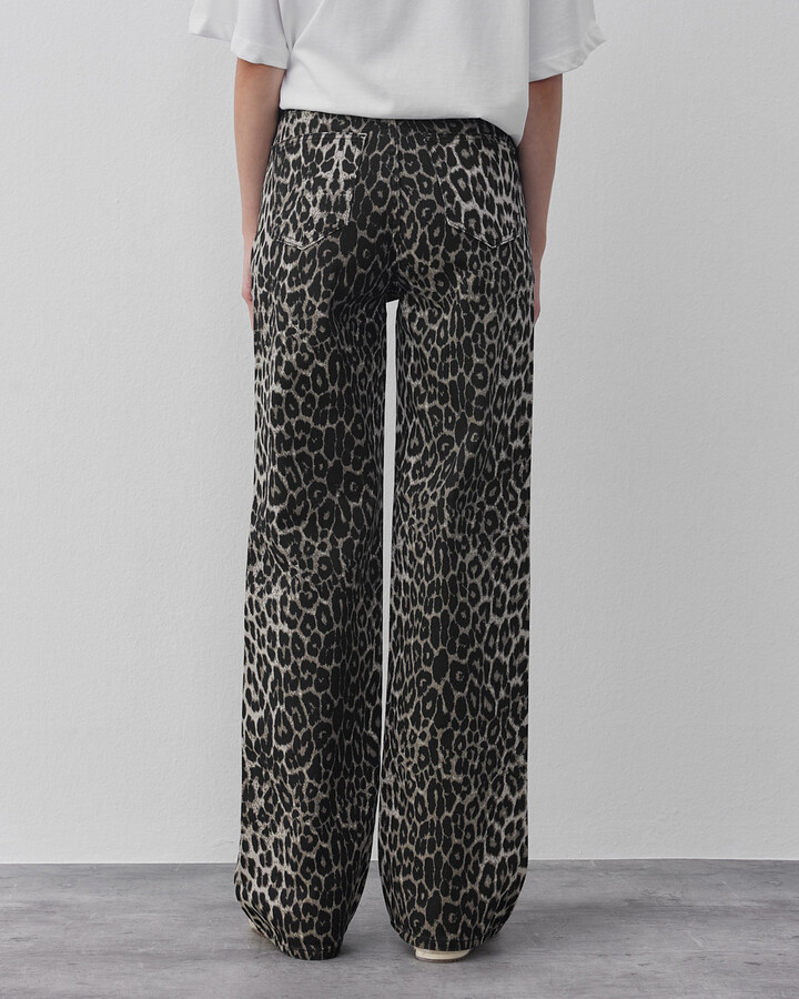 Leopar Jean Leopar