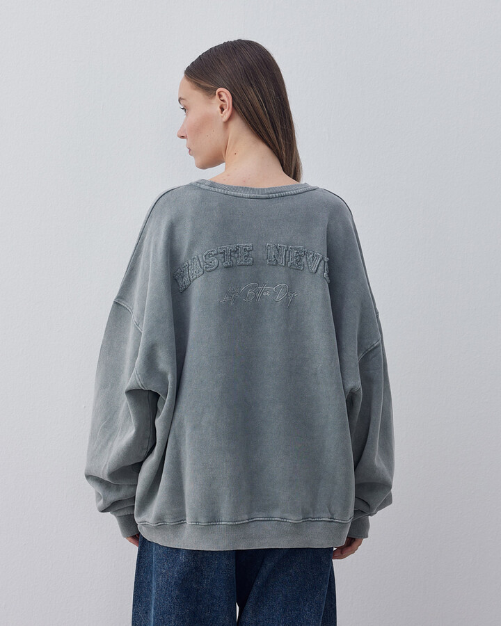 Yıkamalı Unisex Oversize Nakışlı Sweat Buz Mavisi